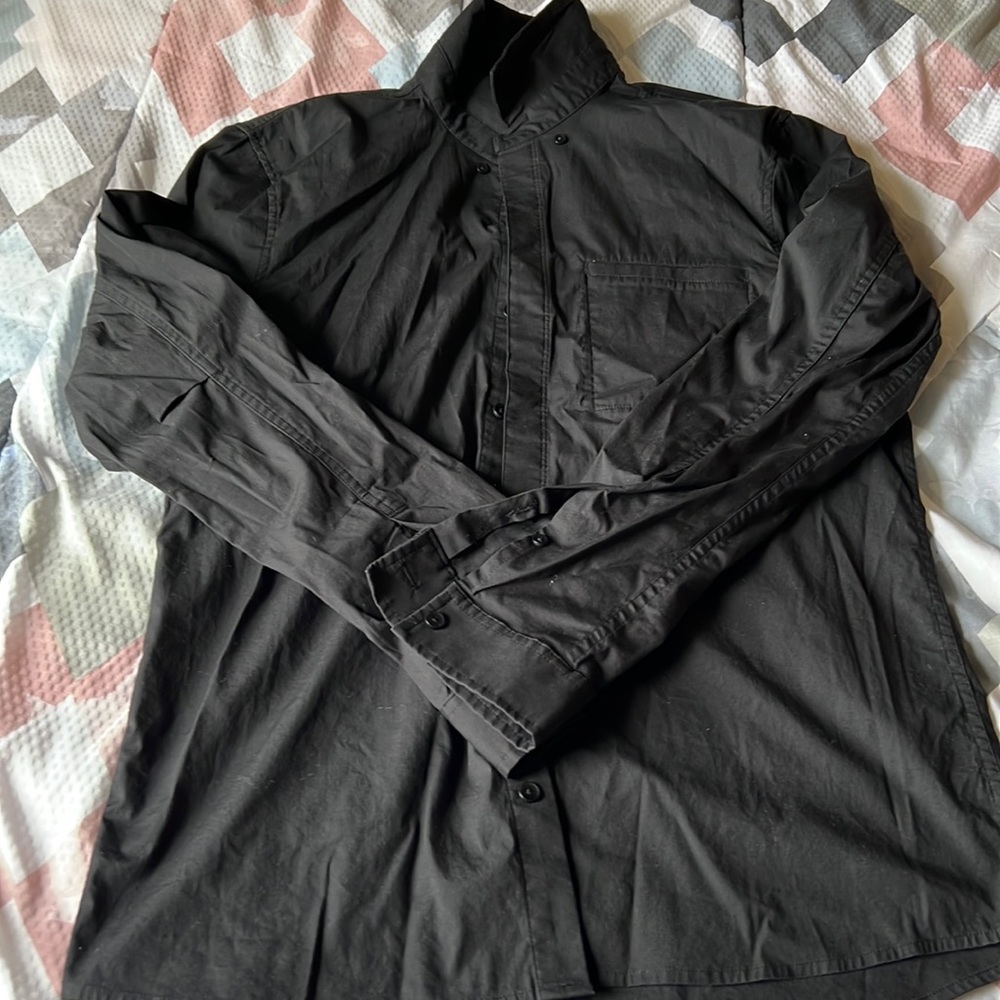 Lululemon long sleeve button shirt